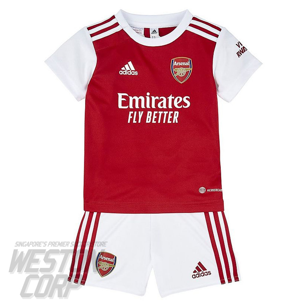 Arsenal boys football store kit