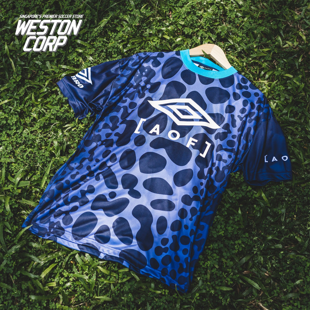 Umbro Art Of Football Poison Dart Frog Jersey